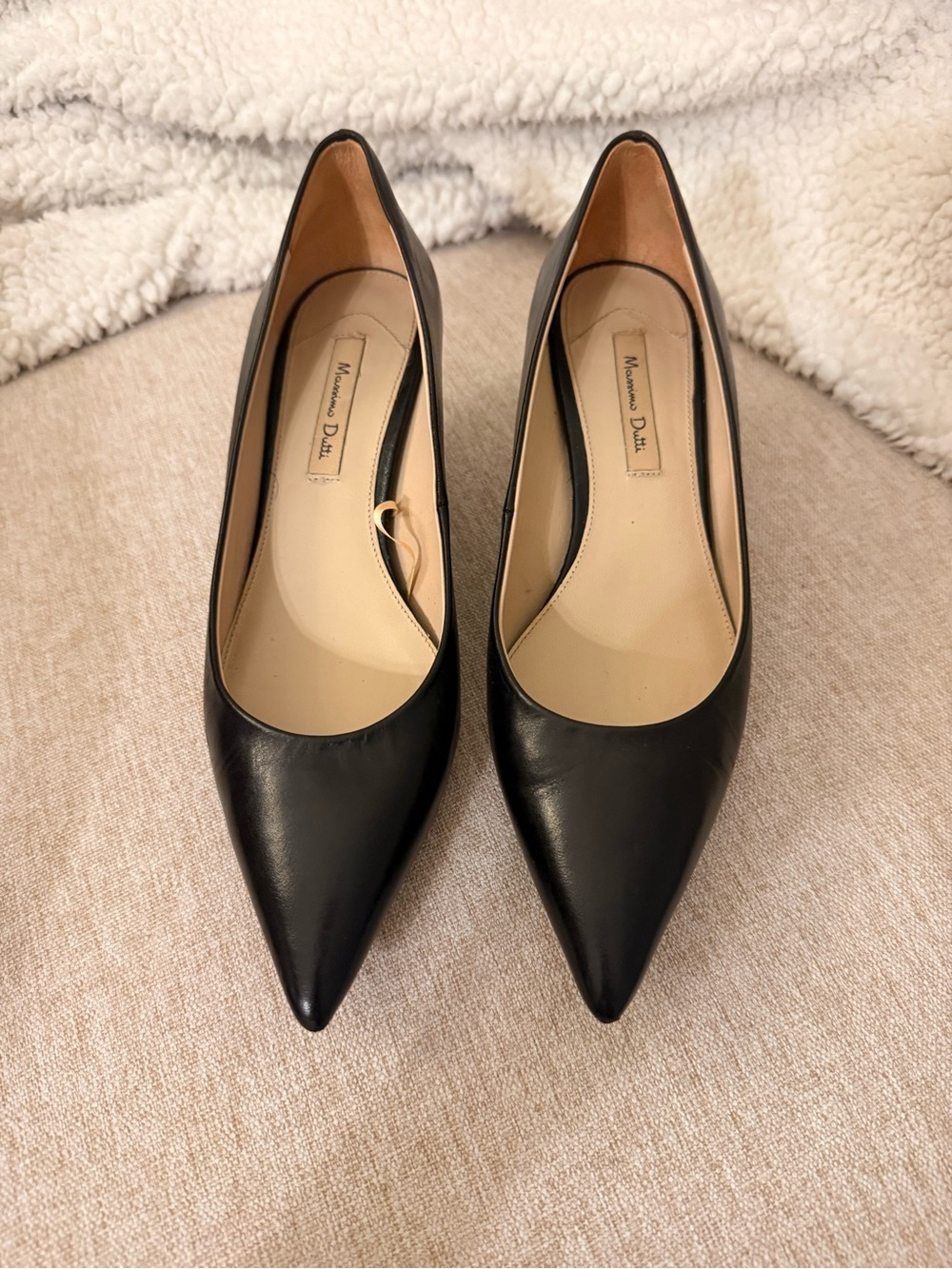 Massimo Dutti Black Pointed Toe Leather Pumps